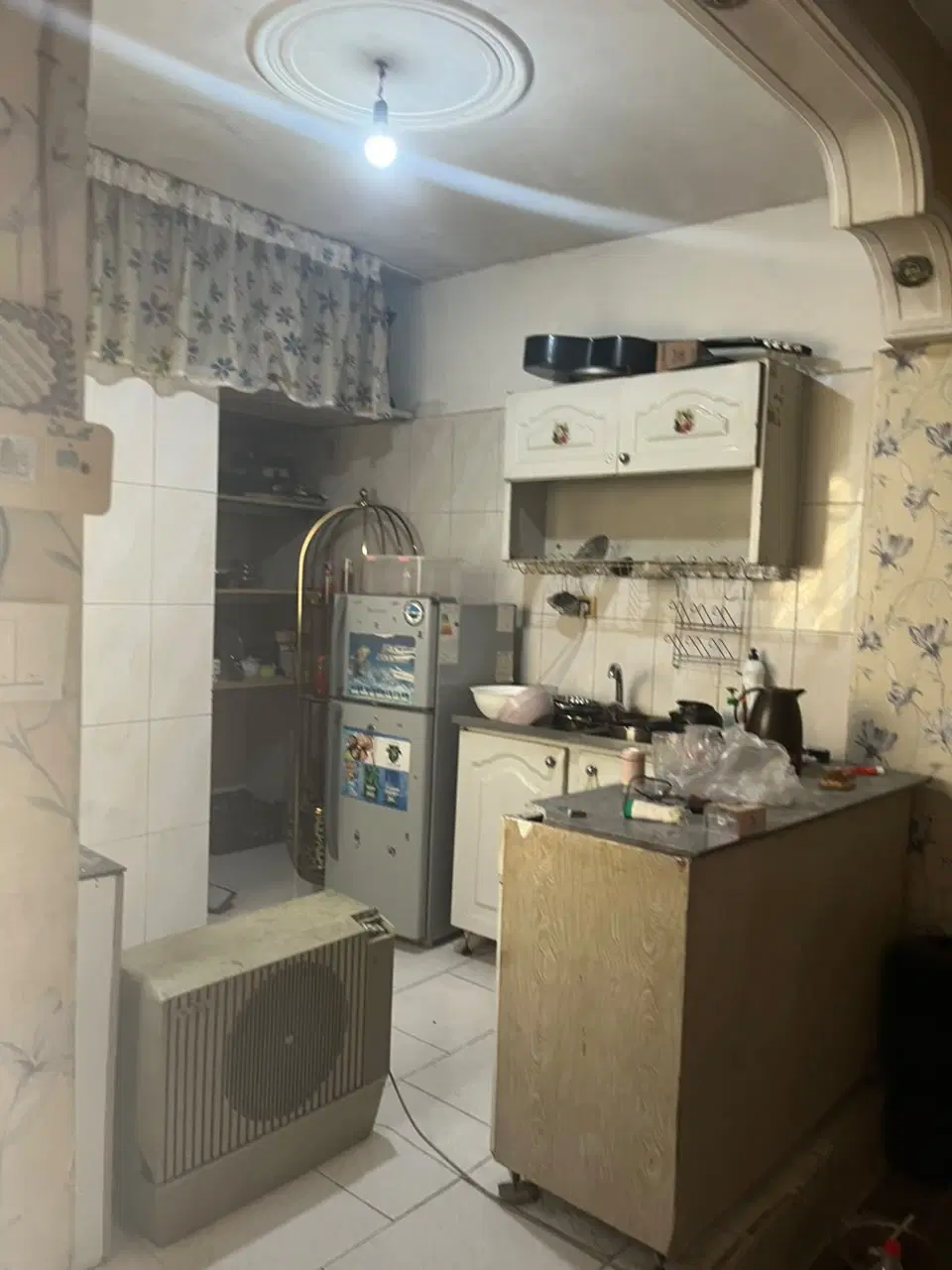 ۴۴متری دو طبقه روبه روی پارک بی سیم