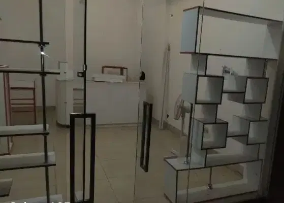 فروش فوق العاده یک واحد تجاری