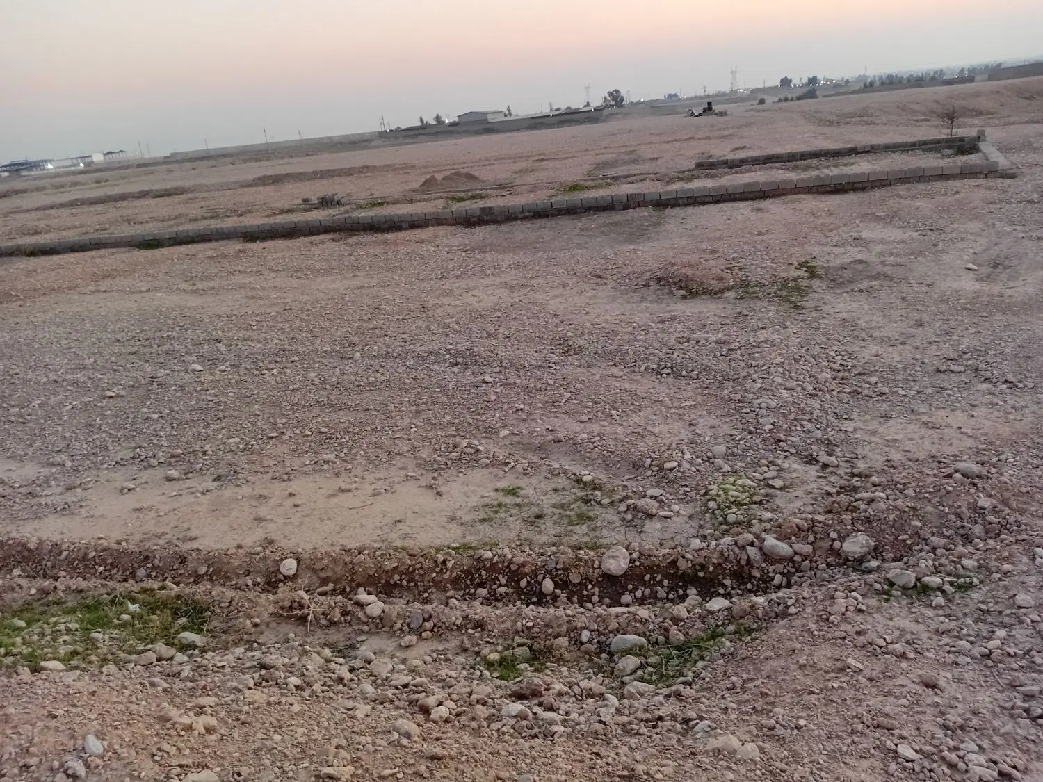 زمین باغچه دربند سیاه منصور