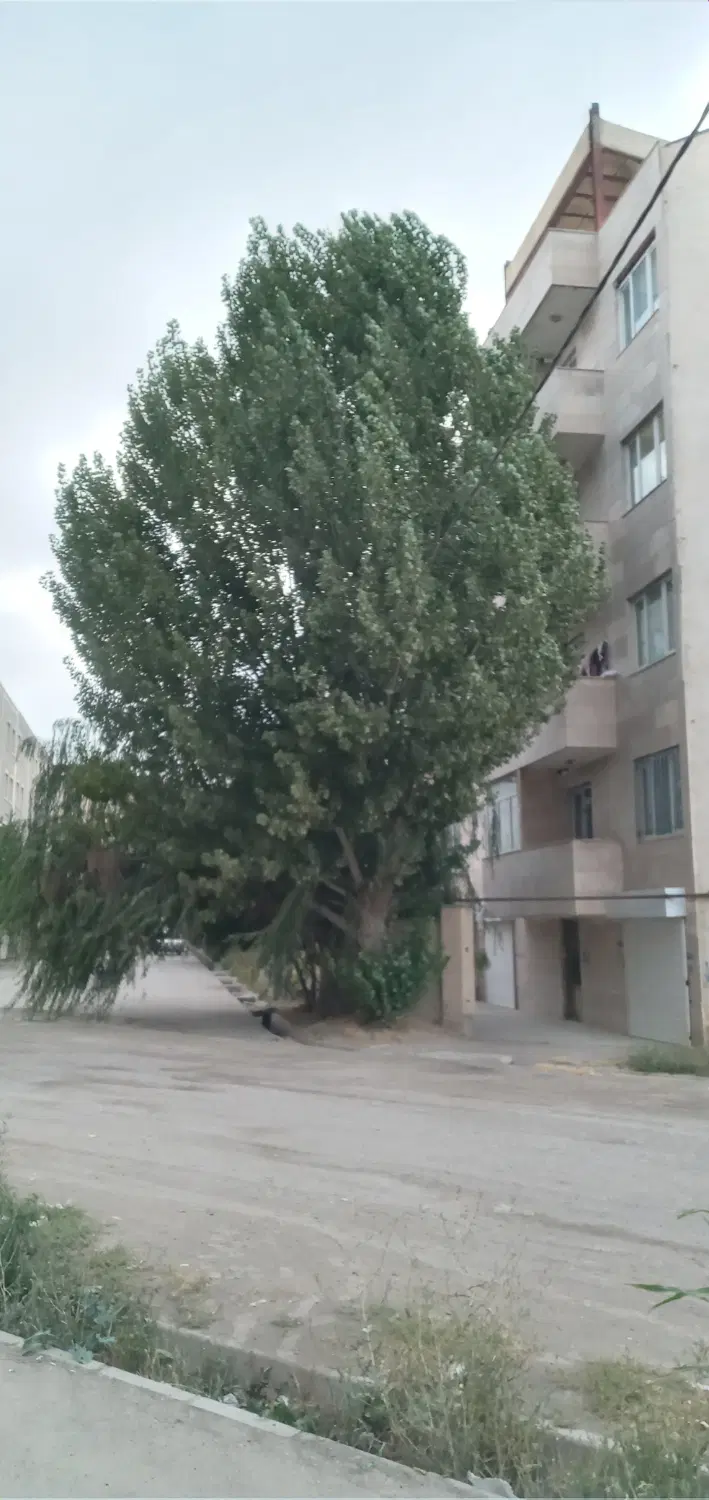 ۷۵متر،۲خوابه شهرک نیایش