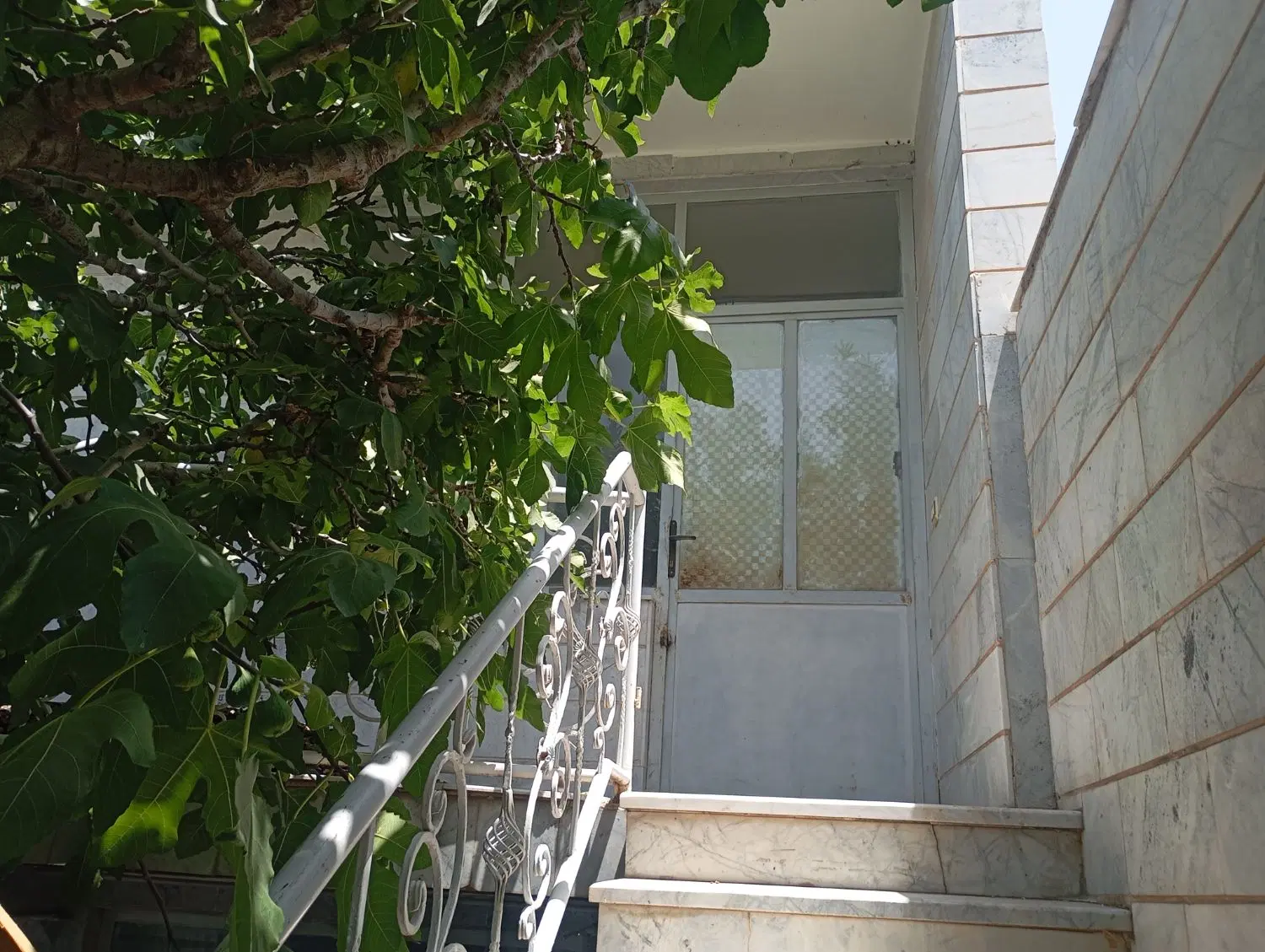 خانه ویلایی دو طبقه