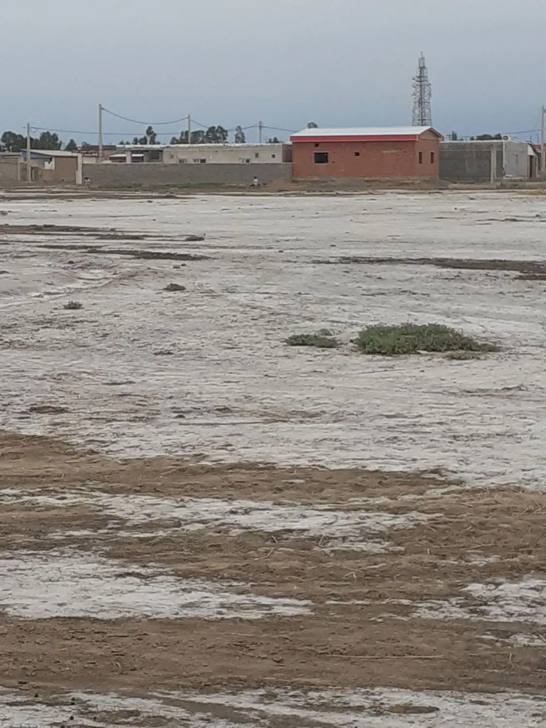 زمین مسکونی