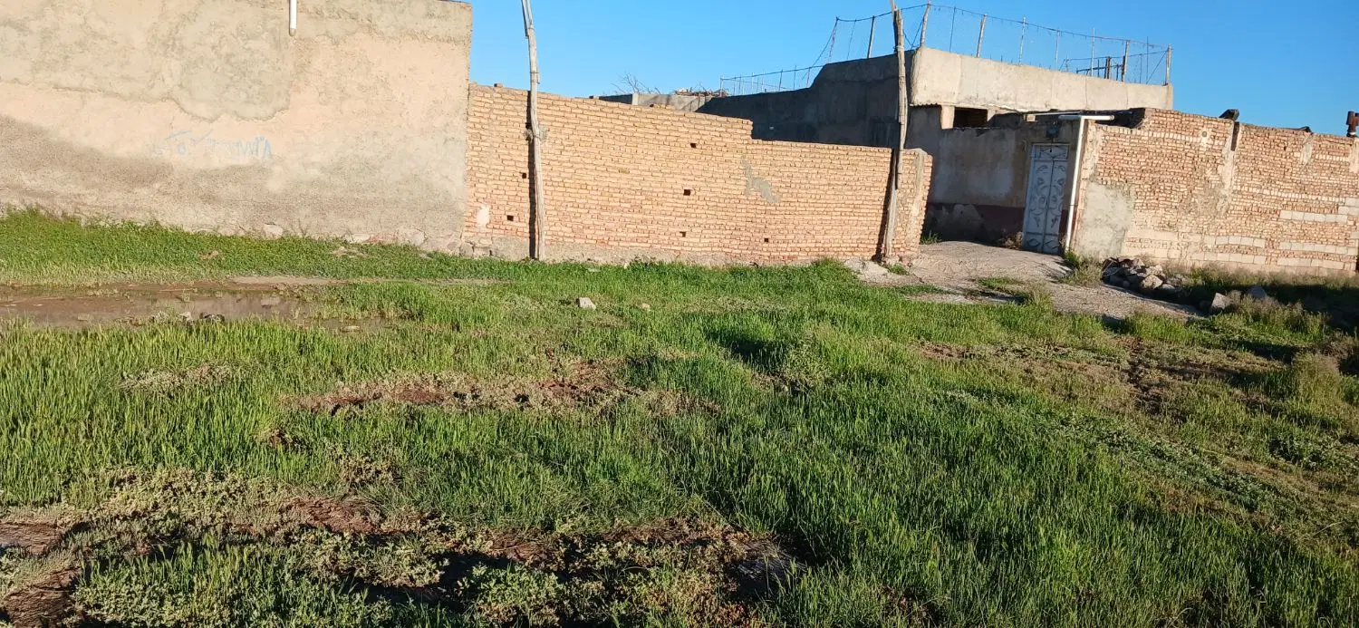 زمین مسکونی  ۱۸۰متری دو کله در  خواجه دیزج مایان