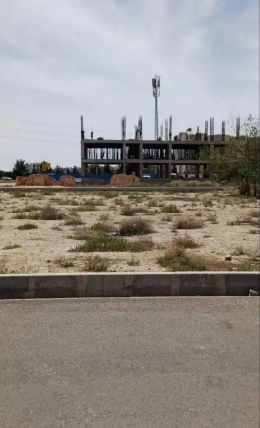 زمین ۲۵۰ متری منطقه اپادانا قائمیه جهت مشارکت ساخت