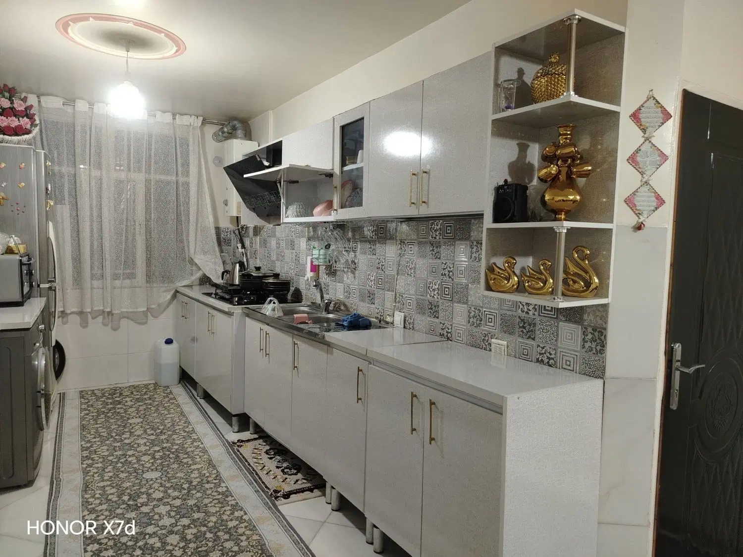 فروش واحد 70 متری تک خواب