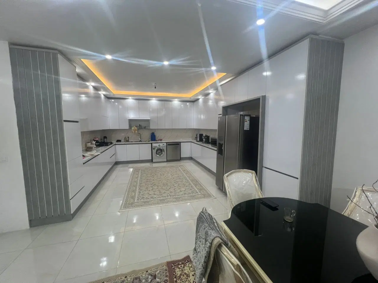 فروش یک واحد آپارتمان رو به نما