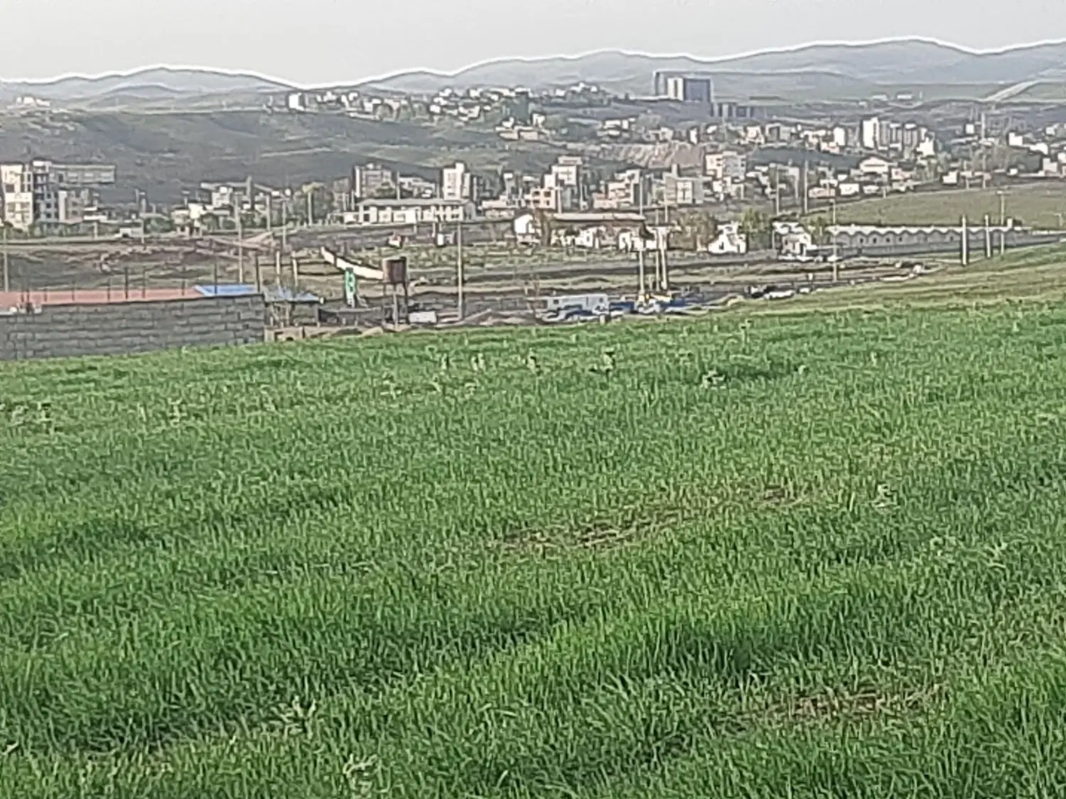 فروش زمین در اتوبان نمین به طرف استارا