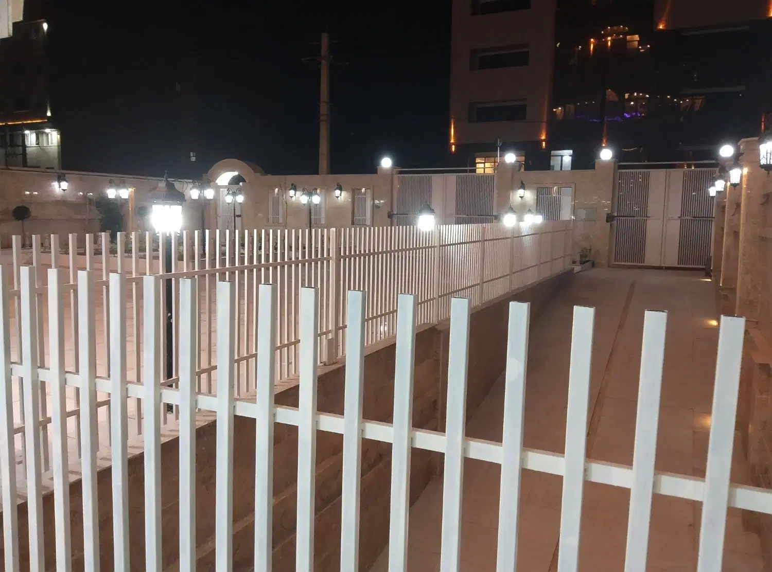 یک باب خانه ب متراژ ۱۱۵سانتی متر نوساز بسیار شیک