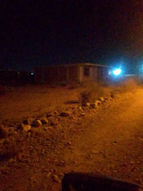زمین‌مسکونی‌چینه‌اسند‌تک‌برگ