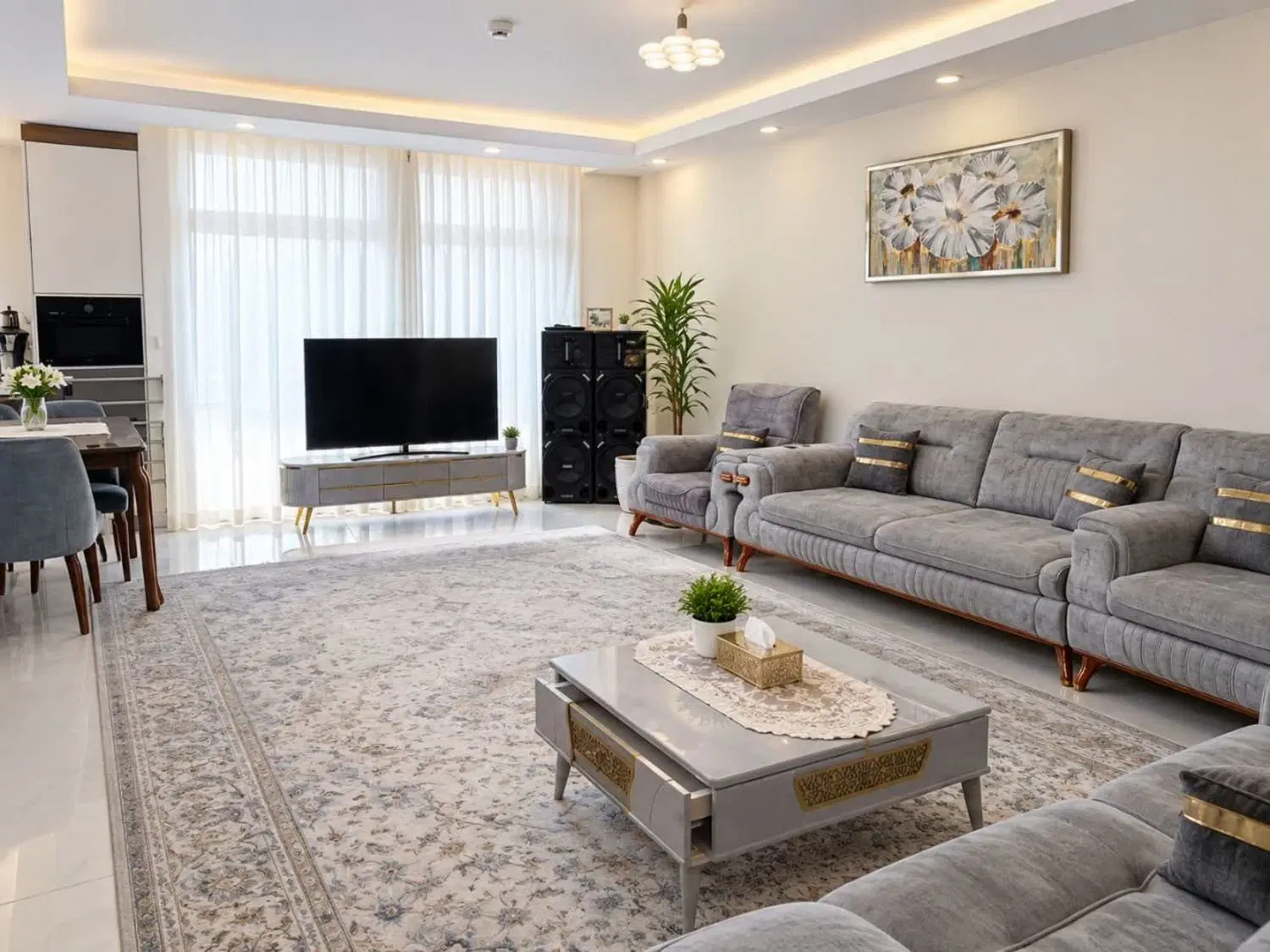 اجاره واحد ۹۰ متری خیابان بهداری