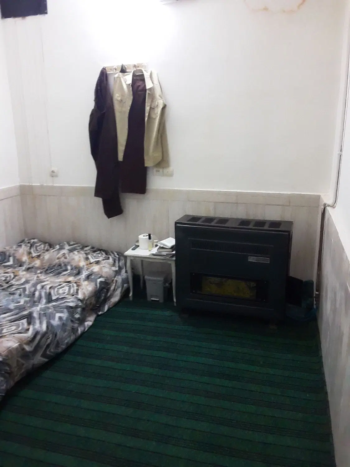 آپارتمان ۳طبقه و نیم