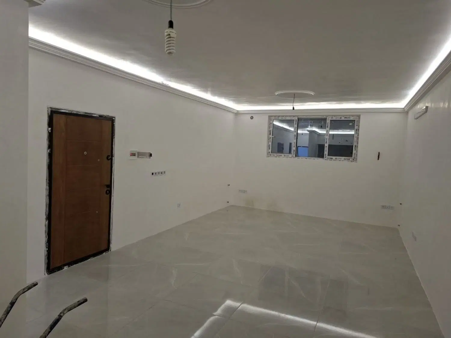 خانه فول بازسازی شده با حیاط