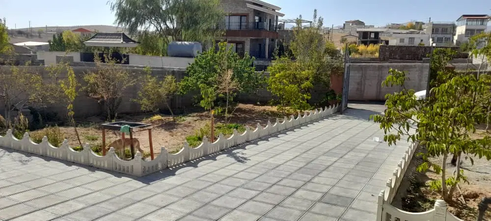 باغچه موقعیت عالی