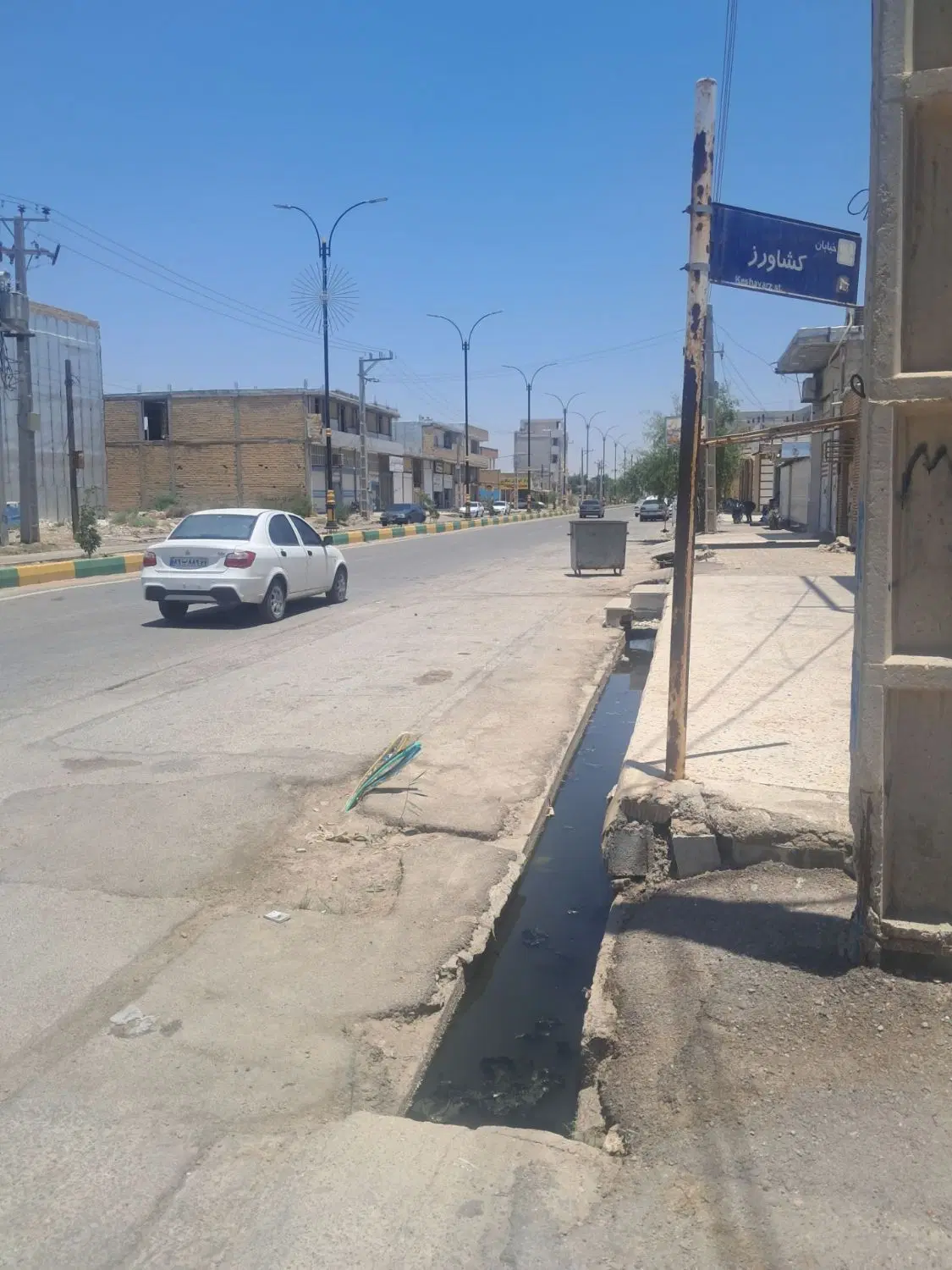 خونه و زمین   400متری دارای سند اعیان