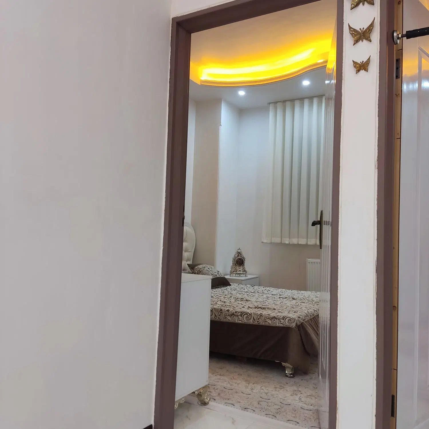 ۹۰ متر آپارتمان صالحیه