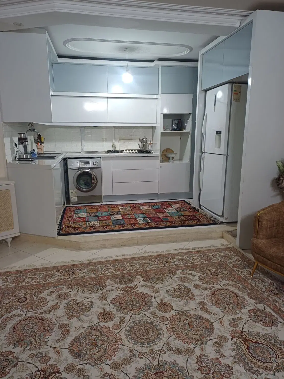 فروش آپارتمان ۷۷متری در کارشناسان میدان شفا الهیه