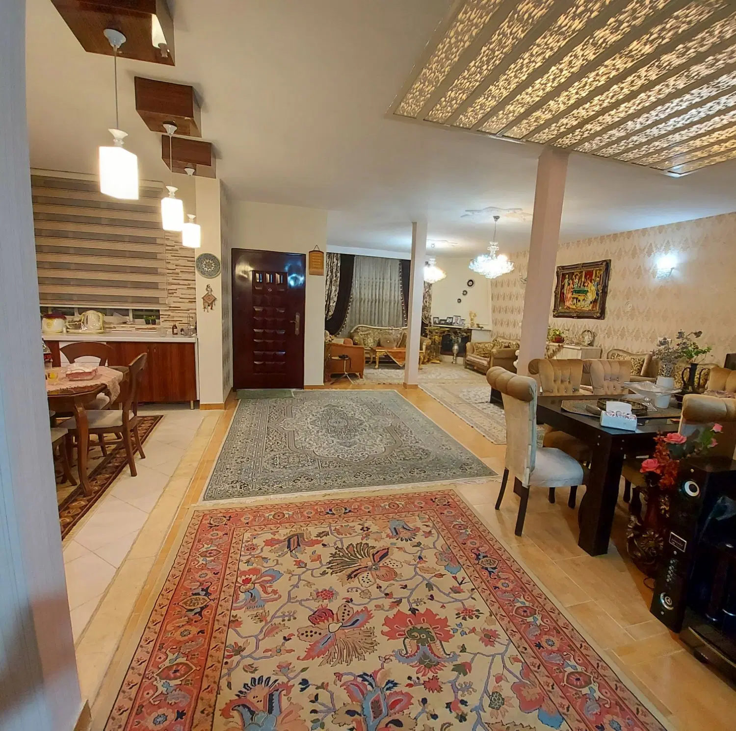 ویلایی ۲۶۰ متر فردیس