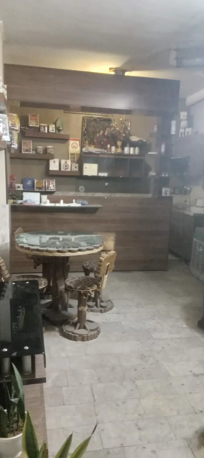مغازه ۳۰متری جهت همکاری یا انبار توس۴۰