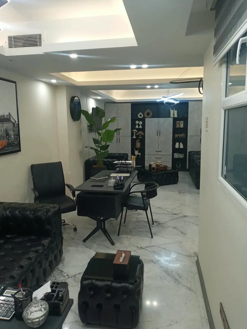 فروش واحد اداری ۷۳ متری نوساز طبقه اول