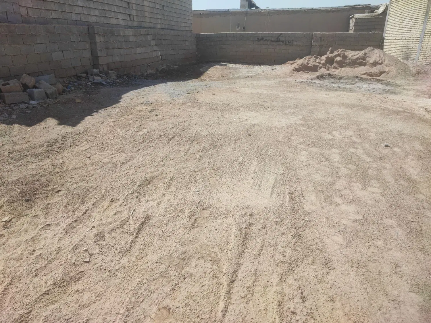 زمین مسکونی