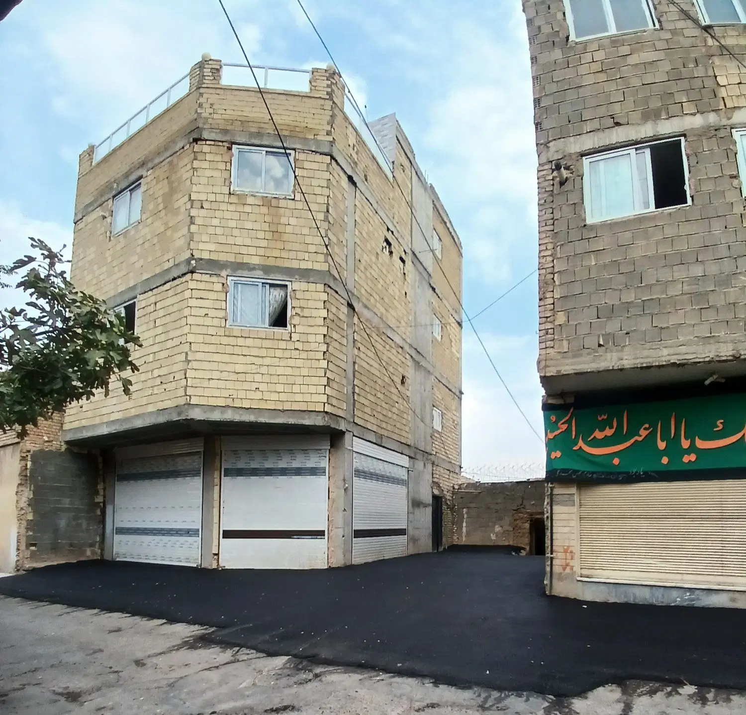 مغازه۵۰متری