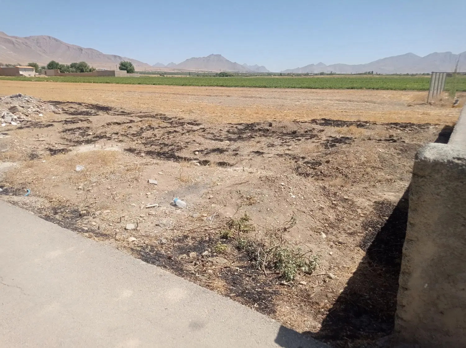 زمین مسکونی
