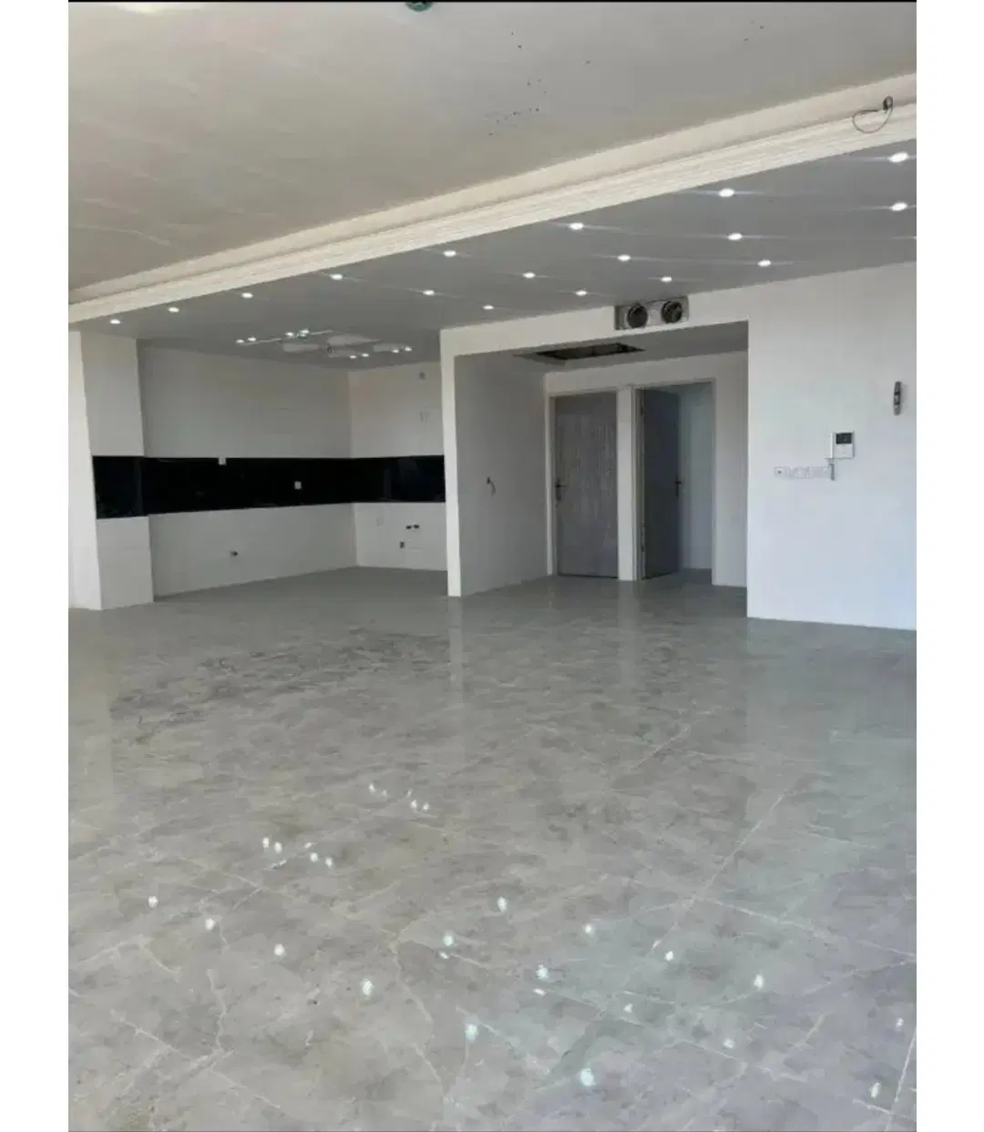 آپارتمان ۱۴۰ متری فوری فروشی