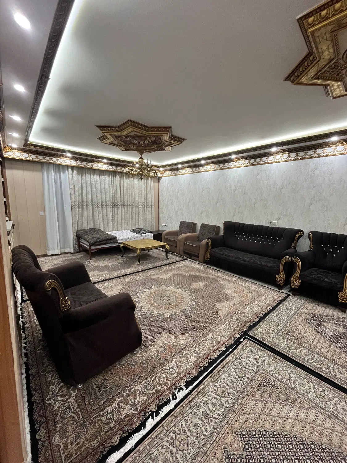 ویلایی دربستی