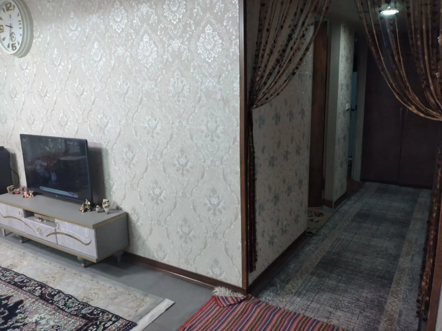 فروش یک واحد از آپارتمان
