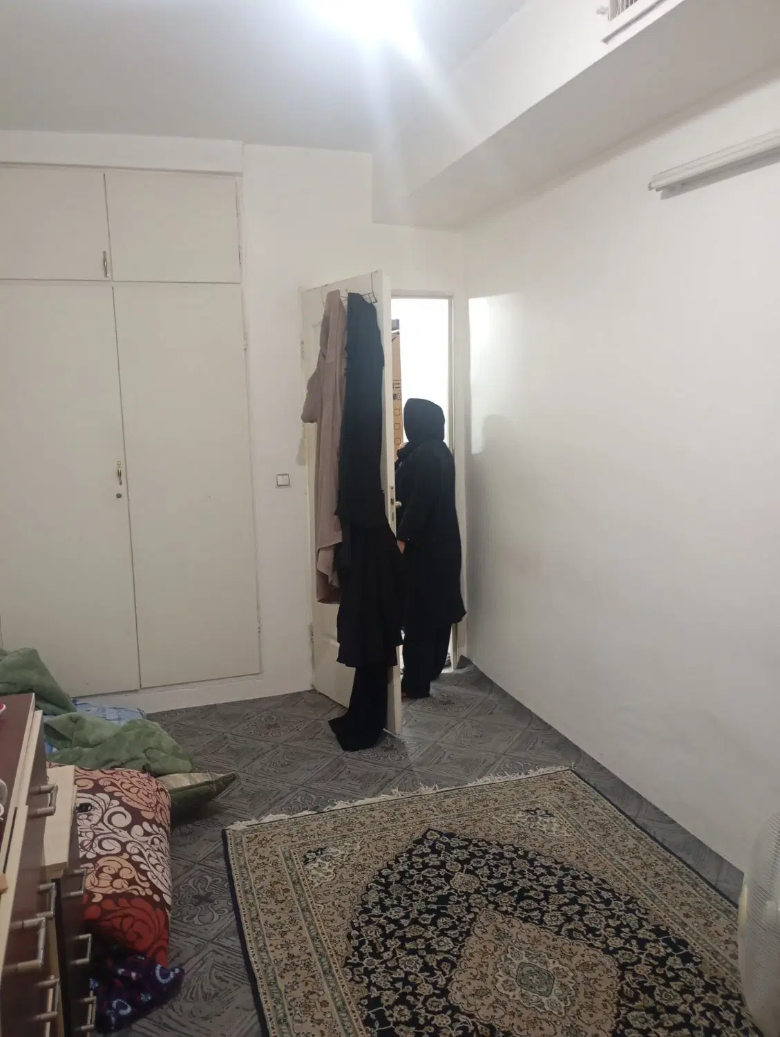 واحد سندار بسیار تمیز