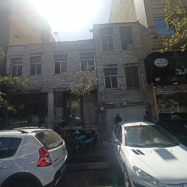 بر فرجام ۳۶۰ متر بر ۱۲ جنوبی سند تک برگ