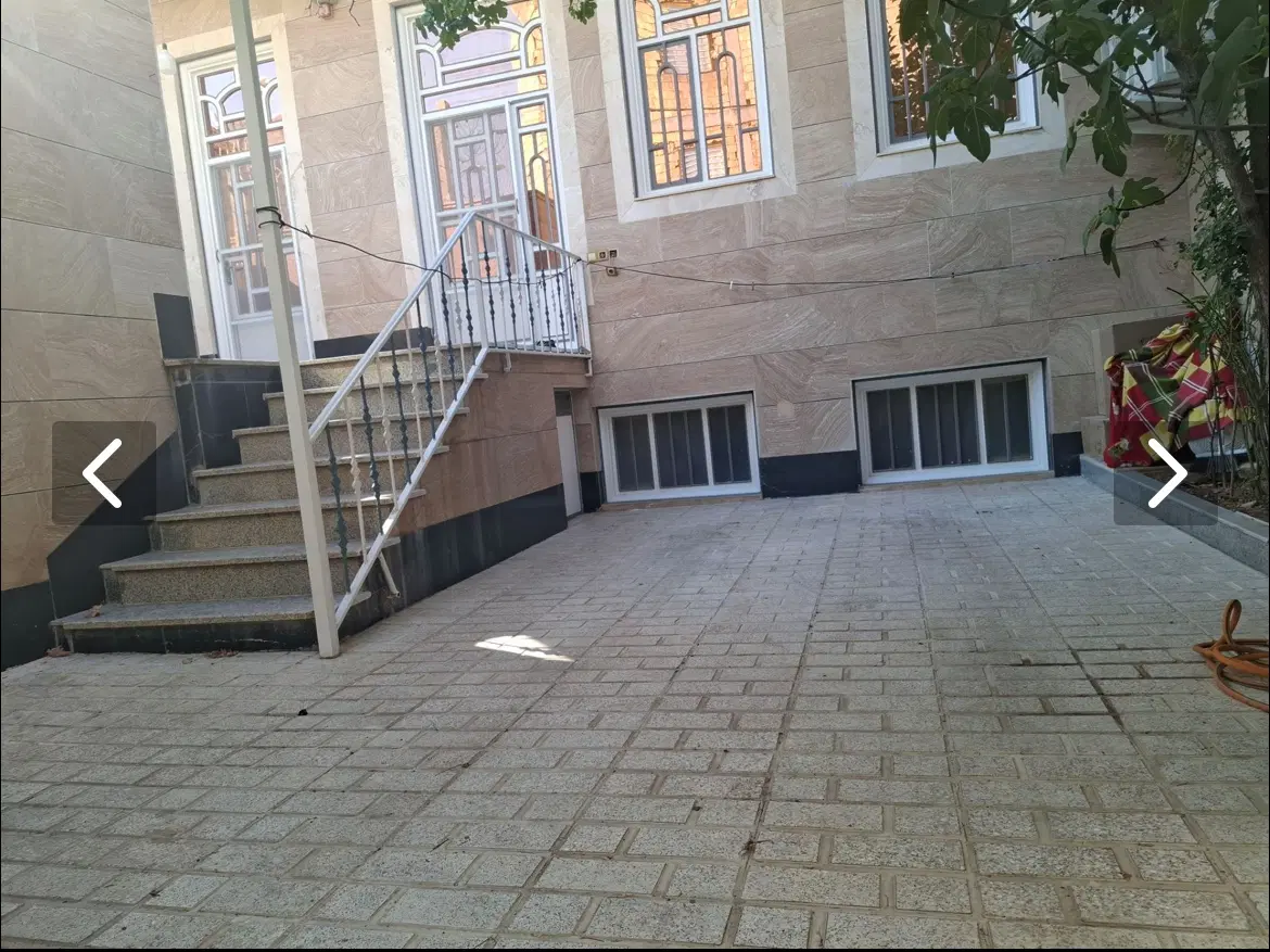 ساختمان مسکونی