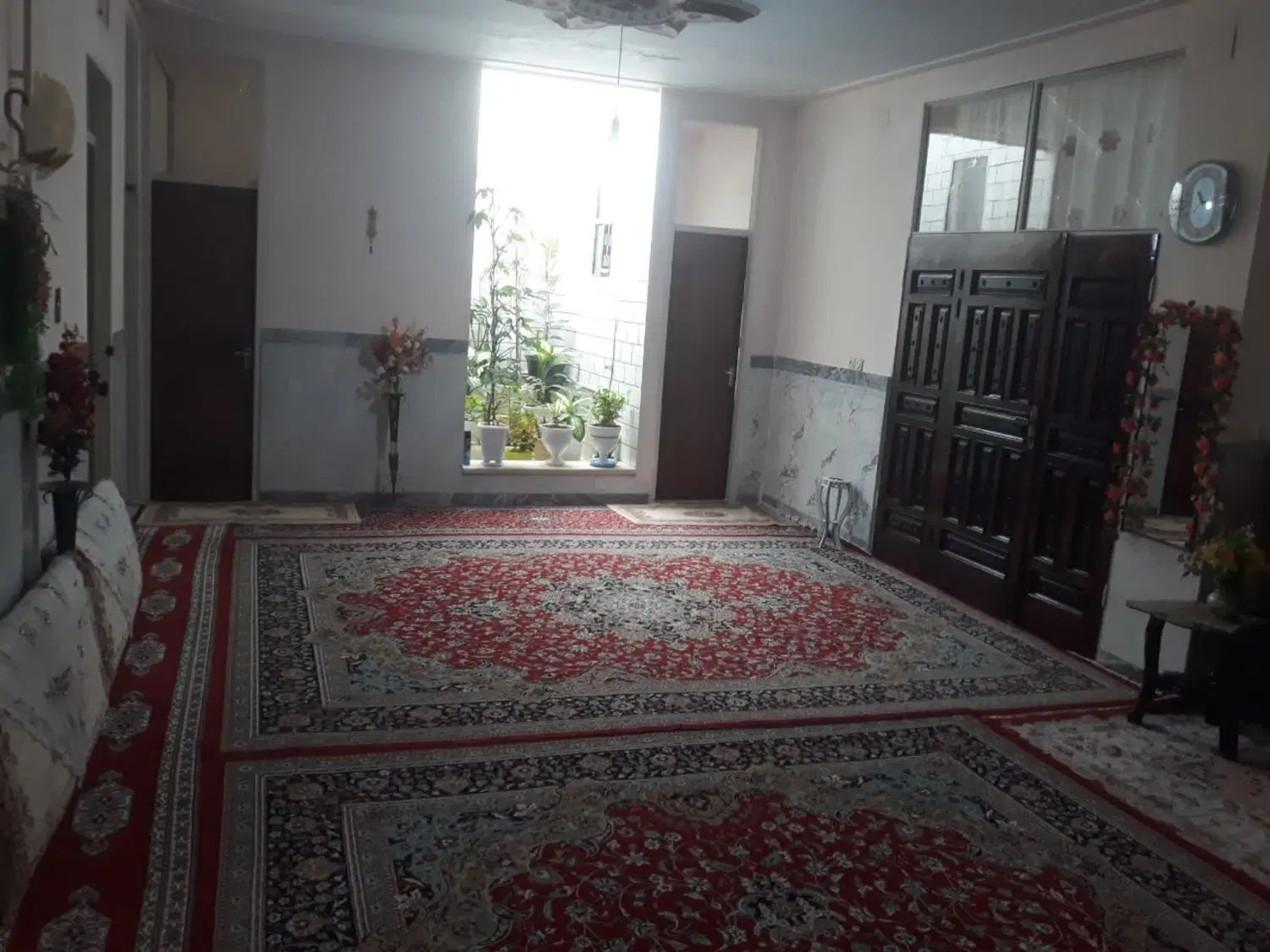 فروش خانه ویلایی جنوبی ۲۶۰ متری شهرک معلم فاز