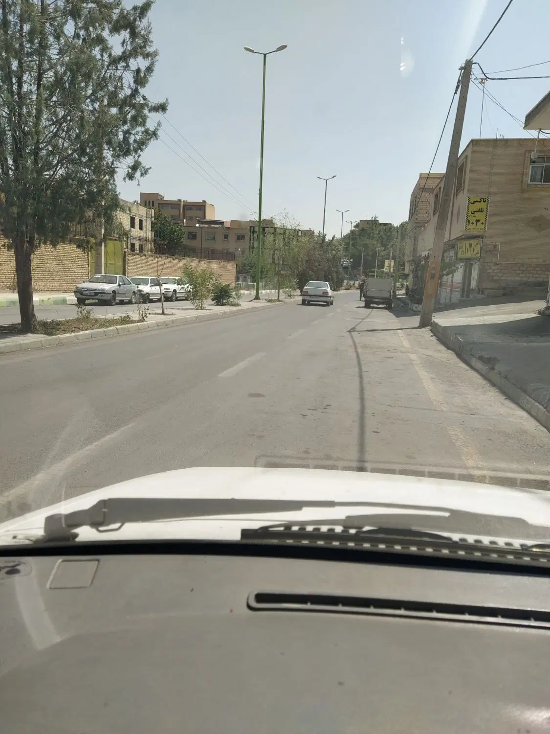 فروش مغازه تجاری ۱۲ متری بهترین لوکیشن باغبادران