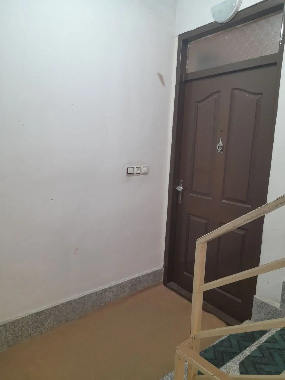 واحد تمام رهن در عباسی