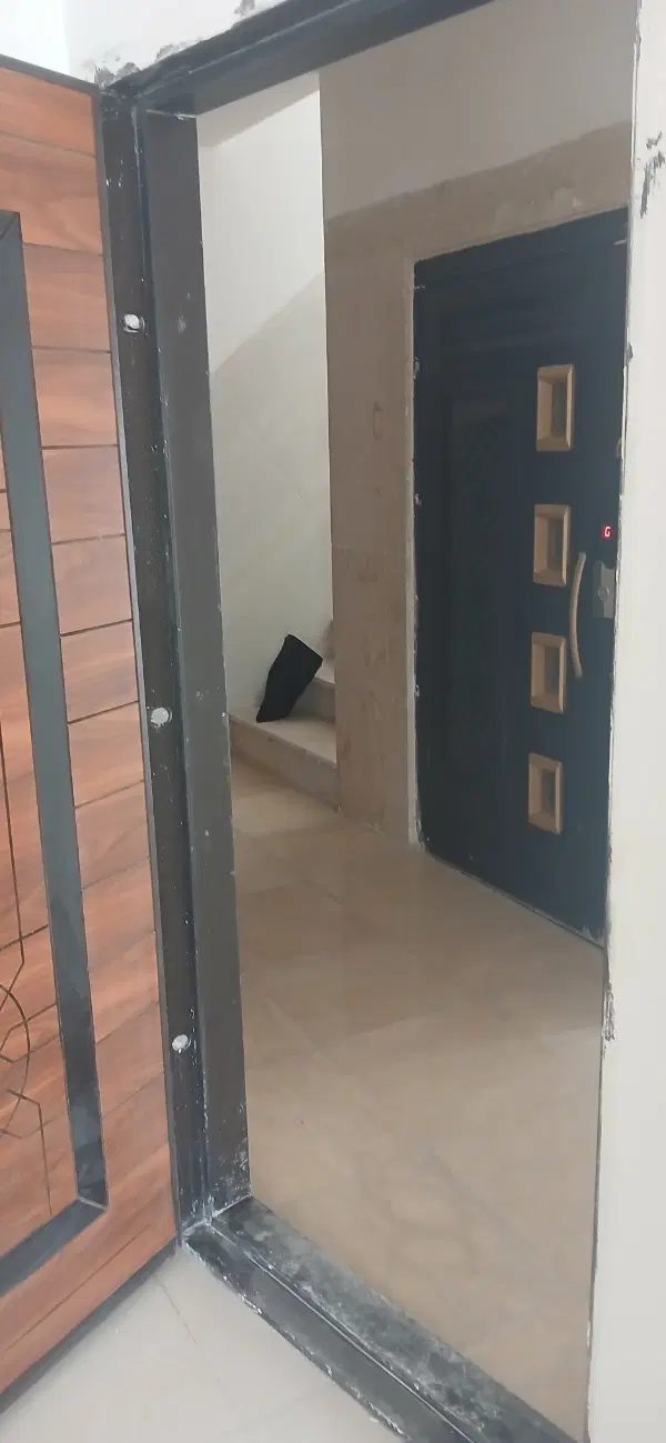 واحد۳ خوابه دو نبش براصلی نوسازکلیدنخورده