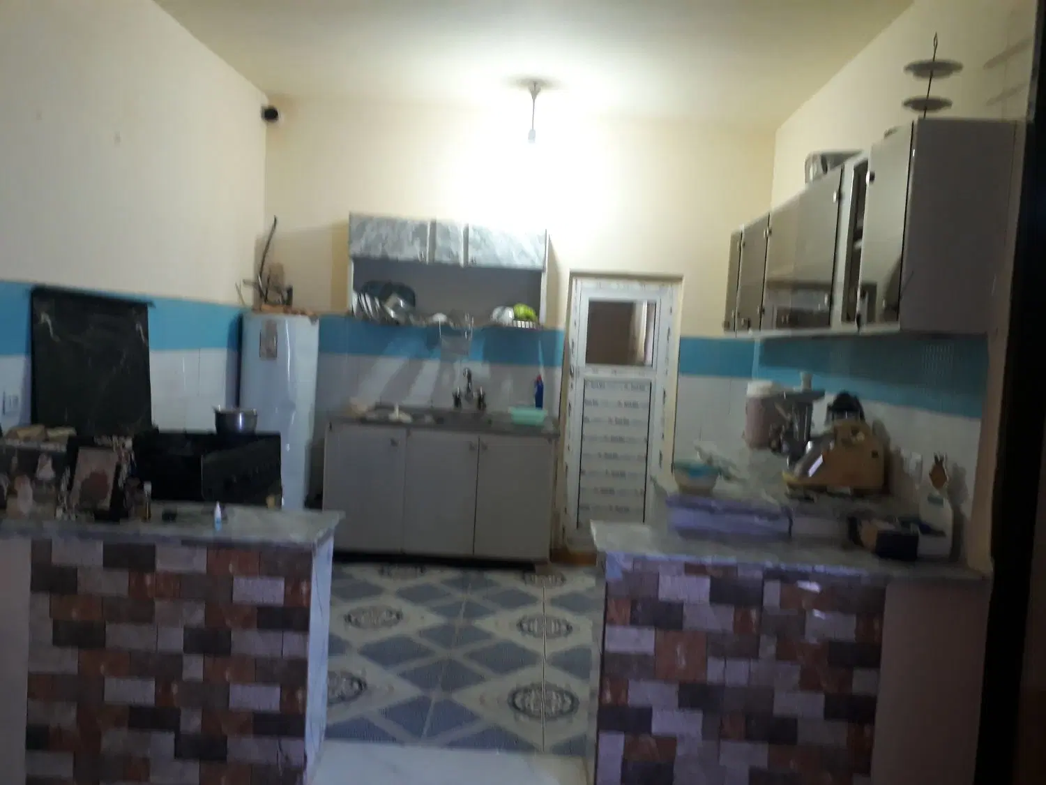 خانه ویلایی واقع درولی عصرشطیط بعدازجمعه بازار