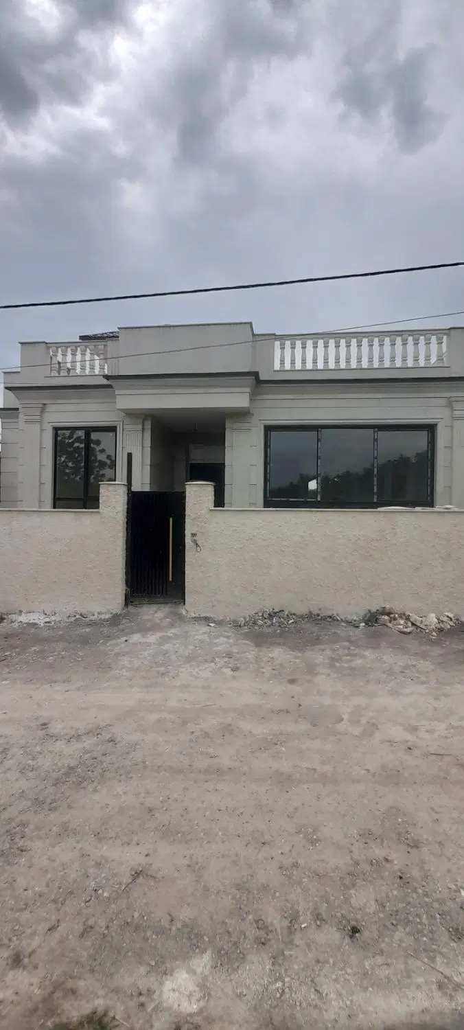 ۲۳۰ متر زمین _ ۱۰۵ متر بنا _ روف‌گاردن ۳۶۰ درجه