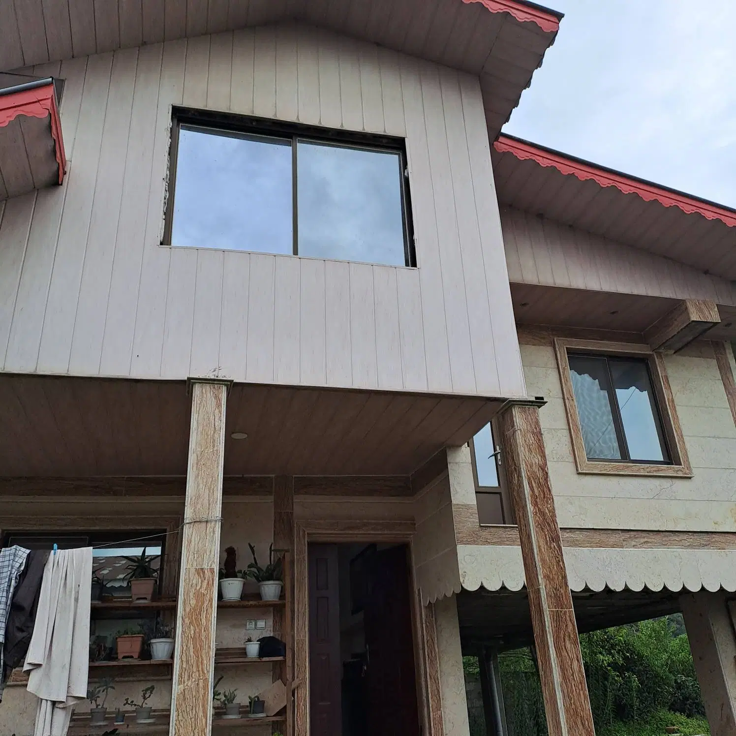 ویلای دوبلکس ۱۲۰ متری بسیار زیبا در روستای دیزبن