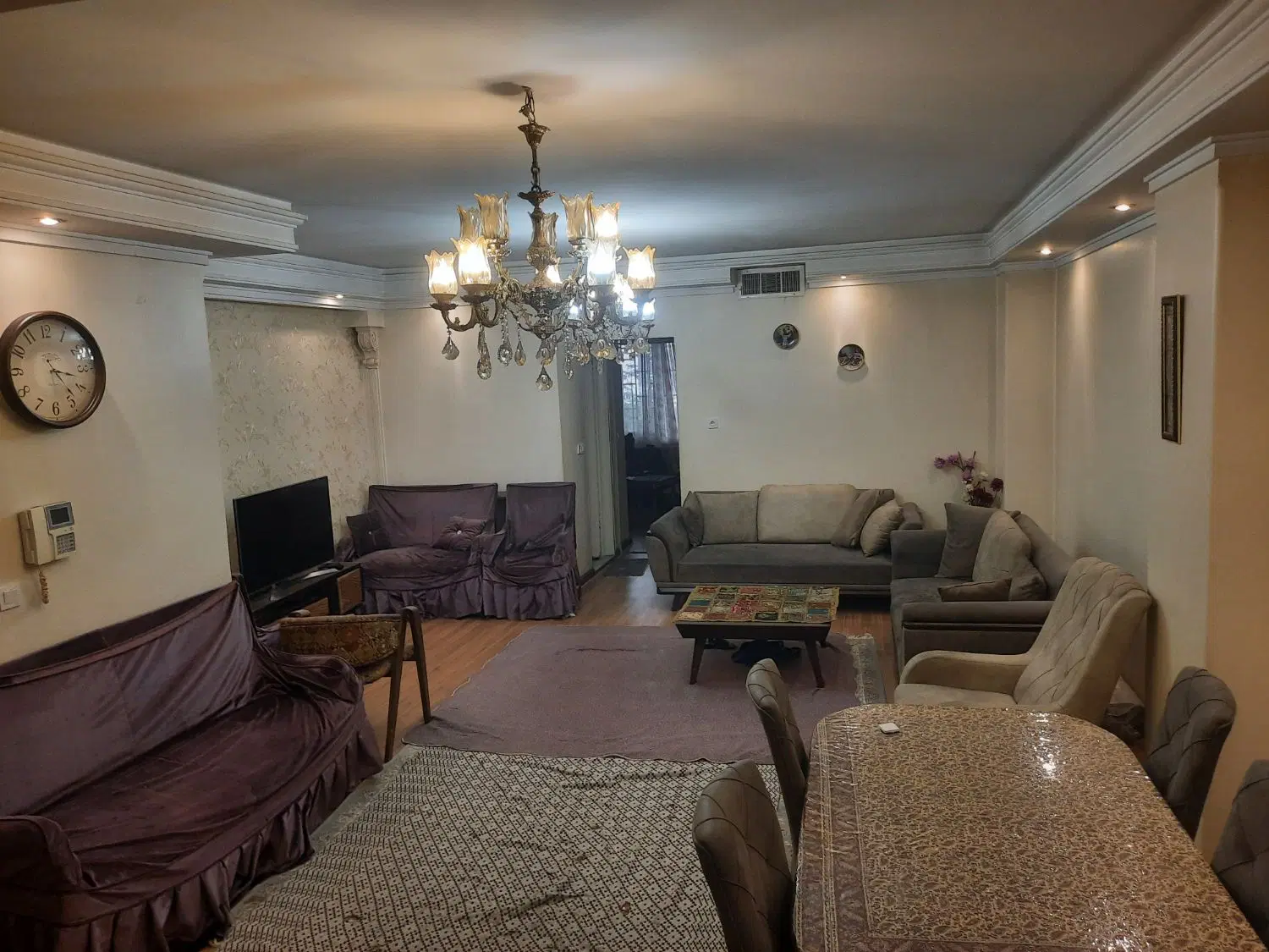 همخونه خانم نیاز داردم