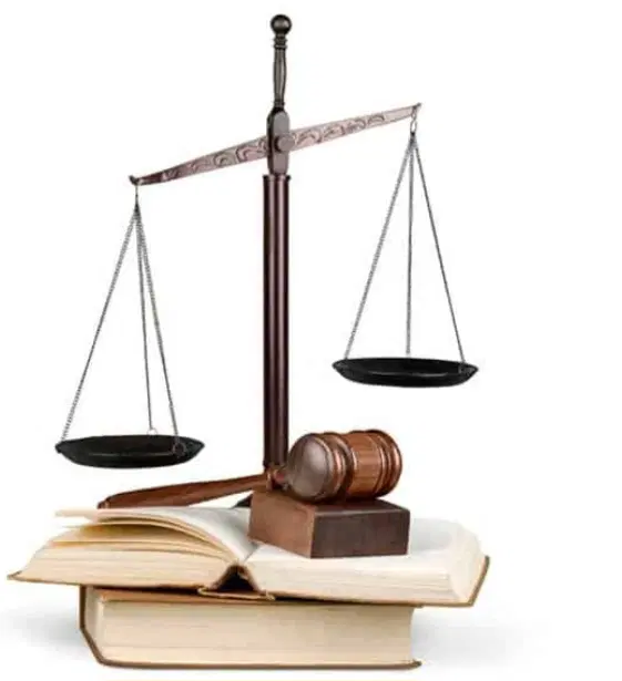 حراج منزل مسکونی ۳۰۰ متری