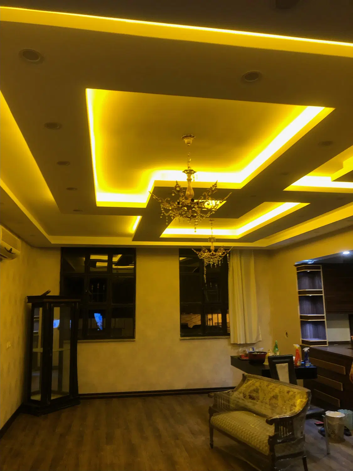اپارتمان مصوری تک واحد