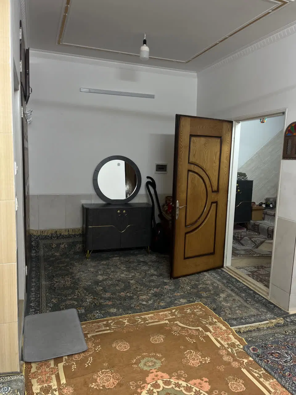 سوئیت 70متری شیک همکف دربلوارنواب صفوی یزد