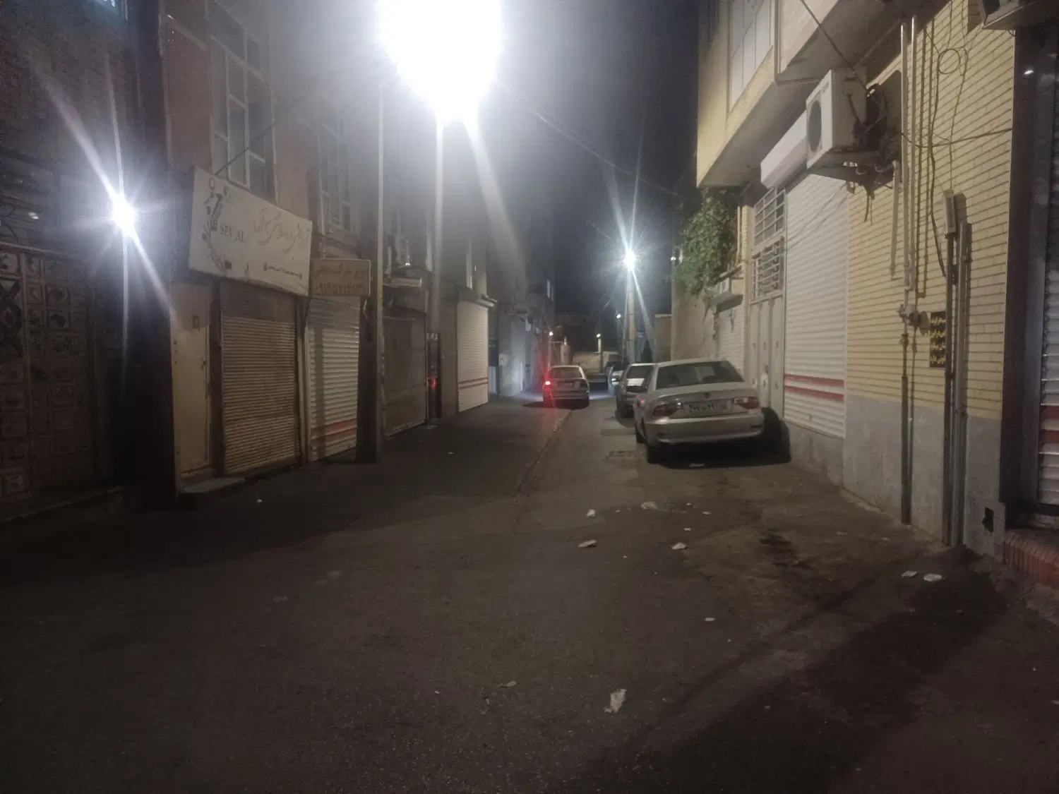 خانه ۱۳۰ متر خیابان انقلاب
