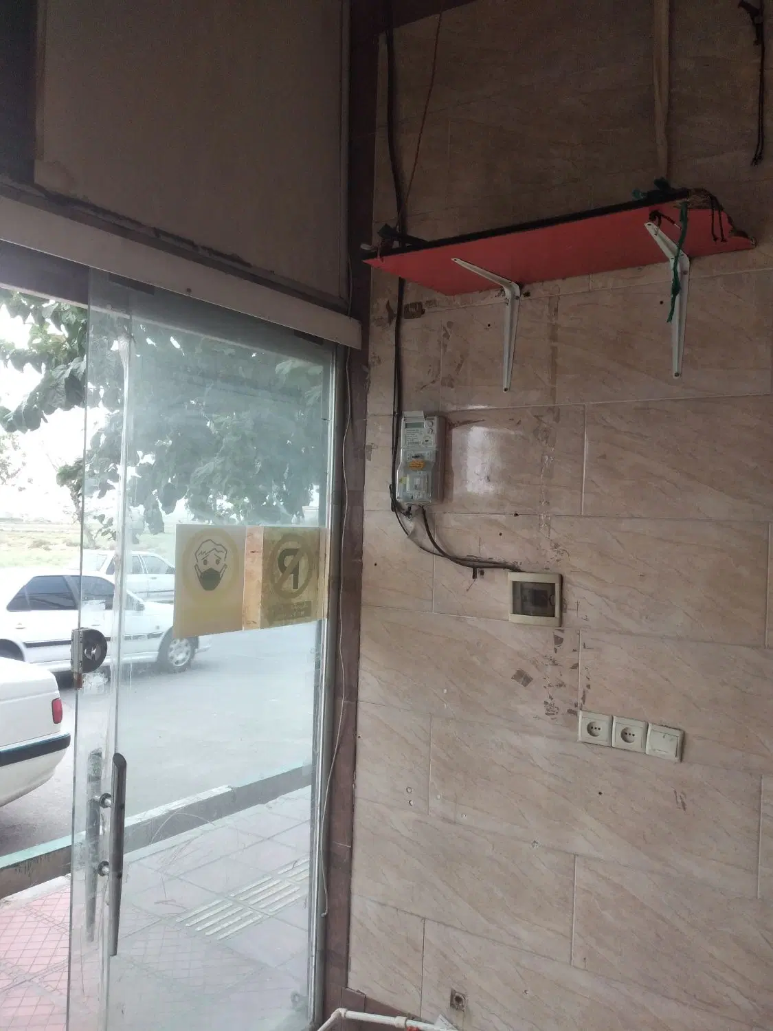 مغازه به حدود ۲۰متر ۳مترونیم در ۶متر