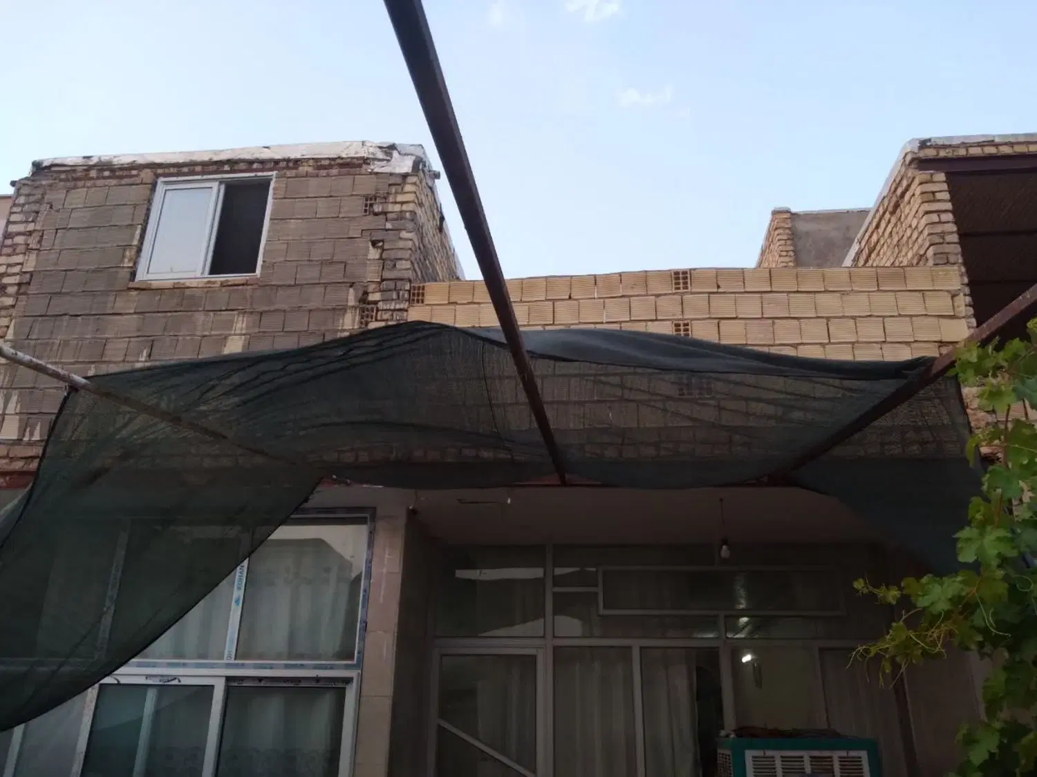 اجاره اتاق وپارکینگ اتباع دانشجو خانم رایگان