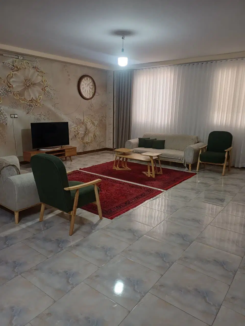 واحد مسکونی ۹۰ متر اجاره ای