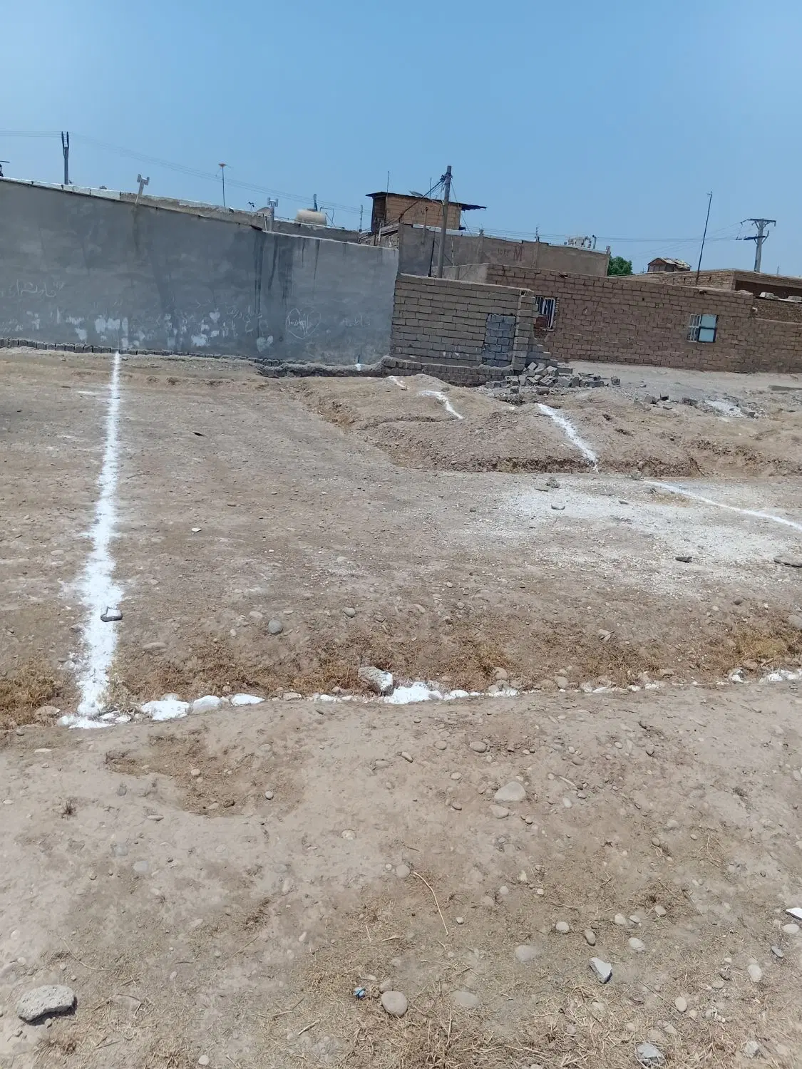 زمین کوی پیام نور ۱۳۴ متر