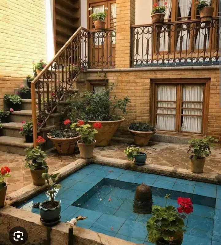 ویلایی ۲۰۲متر دوطبقه