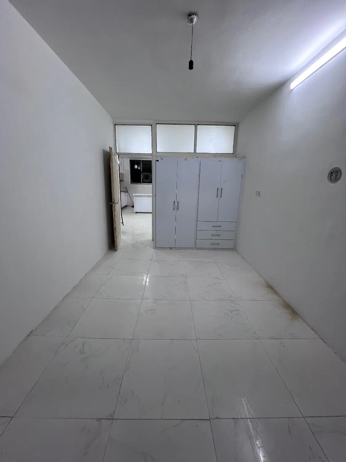 ۷۰ متری تک واحدی حاشیه ۲۰ متری